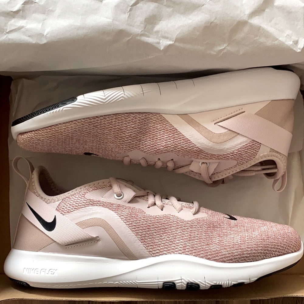 Brand New Women’s Nike Flex Trainer 9